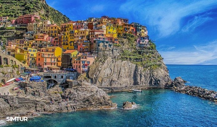 Turismo sostenibile ed ecoturismo nei piccoli comuni Turismo sostenibile ed ecoturismo nei piccoli comuni